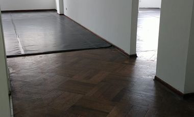 OFICINA AMPLIA EN VENTA - EXCELENTE UBICACION!!!