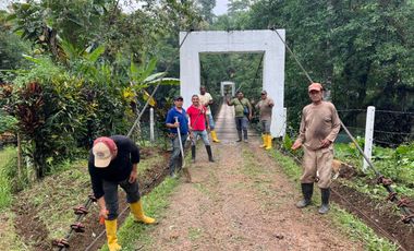 PEDRO.V.MALDONADO VENDO 2 LOTES JUNTOS EN LA URB. MAPIA