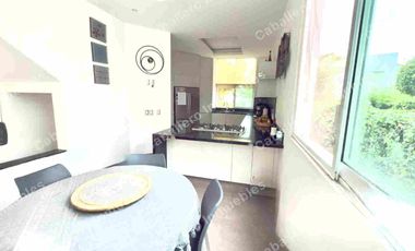CASA EN VENTA SOLARES, Coto 5