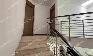 CASA EN VENTA SOLARES, Coto 5