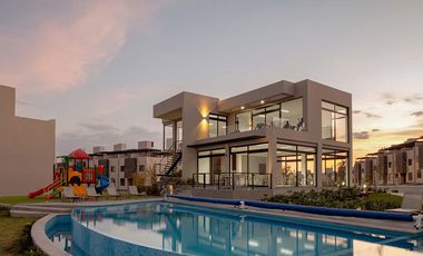 Casa de 3 Recámaras con baño y Roof a 15 minutos del Centro de Querétaro