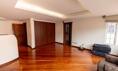 ¡Dos casas de lujo en Cumbayá! – 800 m² construidos en un terreno de 1.200 m²
