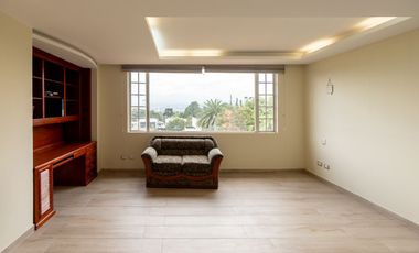¡Dos casas de lujo en Cumbayá! – 800 m² construidos en un terreno de 1.200 m²