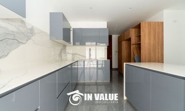 DPTO EN 1ER PISO EN CHACARILLA  FRENTE A PARQUE /  TERRAZAS