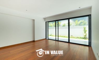 DPTO EN 1ER PISO EN CHACARILLA  FRENTE A PARQUE /  TERRAZAS