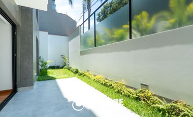 DPTO EN 1ER PISO EN CHACARILLA  FRENTE A PARQUE /  TERRAZAS