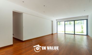 DPTO EN 1ER PISO EN CHACARILLA  FRENTE A PARQUE /  TERRAZAS