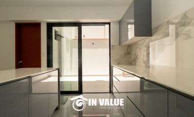 DPTO EN 1ER PISO EN CHACARILLA  FRENTE A PARQUE /  TERRAZAS