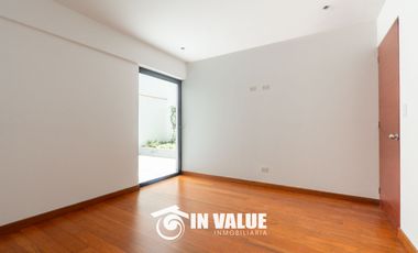 DPTO EN 1ER PISO EN CHACARILLA  FRENTE A PARQUE /  TERRAZAS