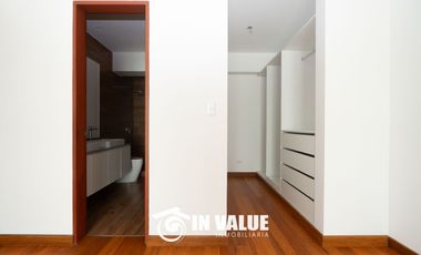 DPTO EN 1ER PISO EN CHACARILLA  FRENTE A PARQUE /  TERRAZAS