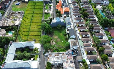 Freehold land sale 400m² Bumbak Umalas Kerobokan