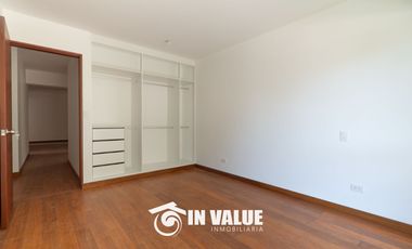 DÚPLEX CON 5 DORMITORIOS / CHACARILLA / ESTRENO