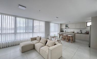 🌊 ¡VENTA DE HERMOSO HOSTAL FRENTE AL MAR EN AYANGUE! 🏨✨