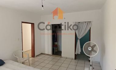 Amplia y bonita casa con gran terreno en Burócratas, Colima.