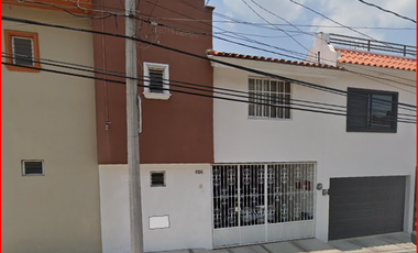 CASA EN VENTA BENITO JUÀREZ 690 LA PIEDAD CABADAS LA PIEDAD MICHOACÀN MÈXICO RECUP BANC