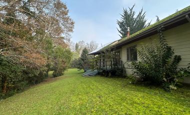 Se vende parcela con casa en condominio Miraflores, Valdivia