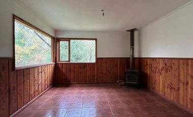 Se vende parcela con casa en condominio Miraflores, Valdivia