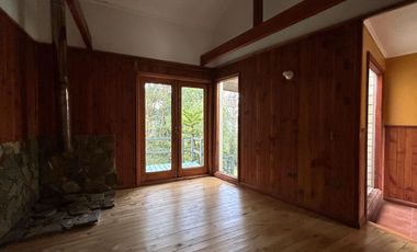 Se vende parcela con casa en condominio Miraflores, Valdivia