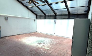 CASA EN COYOACAN EXCELENTE UBICACIÓN