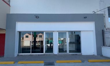 EXCELENTE LOCAL SOBRE AVE PRINCIPAL ENSEGUIDA WALDOS CON ESTACIONAMIENTO