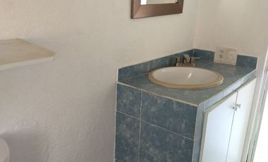 SE RENTA DEPARTAMNTO EN 3ER PISO