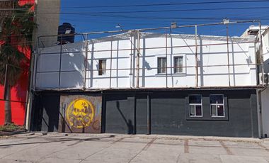 RENTA DE LOCAL CON MEZANINE EN BLVD ORTIZ MENA
