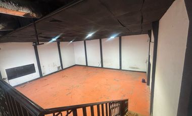 RENTA DE LOCAL CON MEZANINE EN BLVD ORTIZ MENA