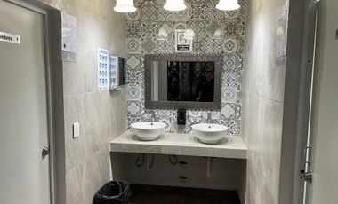 Gran Oportunidad Edificio Comercial en Venta en Apodaca Centro Restaurante - Bar.