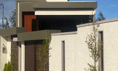 Casa en venta sector cerca a la Universidad Catolica en la Ciudadela España