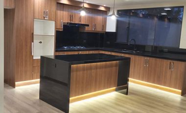 Casa en venta sector cerca a la Universidad Catolica en la Ciudadela España
