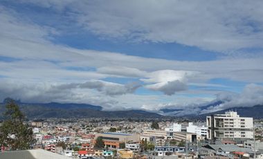 Casa en venta sector cerca a la Universidad Catolica en la Ciudadela España