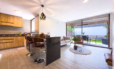 Townhouse impecable 3D y 4B en Chicureo