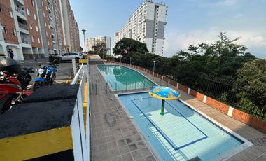 VENDO APARTAMENTO EN TORRES DE MONTERREY EN CACIQUE