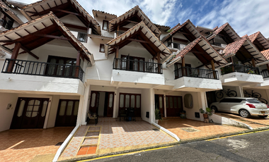 Casa en el barrio panorama