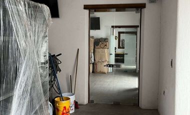 OFERTA LIMITADA CASA ANTIGUA REMODELADA ZONA CENTRO IDEAL RESTAURANTE SALON EVENTOS CONSULTORIOS, PRECIO ABAJO VALOR AVALUO