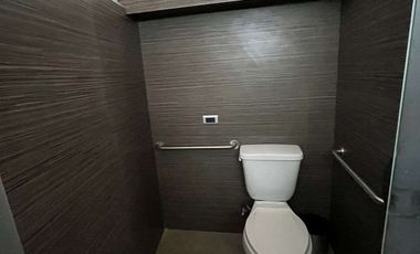 OFERTA LIMITADA CASA ANTIGUA REMODELADA ZONA CENTRO IDEAL RESTAURANTE SALON EVENTOS CONSULTORIOS, PRECIO ABAJO VALOR AVALUO