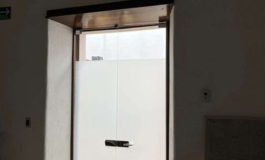 OFERTA LIMITADA CASA ANTIGUA REMODELADA ZONA CENTRO IDEAL RESTAURANTE SALON EVENTOS CONSULTORIOS, PRECIO ABAJO VALOR AVALUO