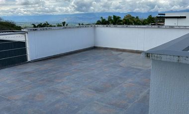 Renta Casa Campestre dos niveles en Exclusivo Condominio Cerritos