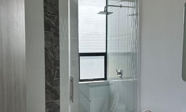 Renta Casa Campestre dos niveles en Exclusivo Condominio Cerritos