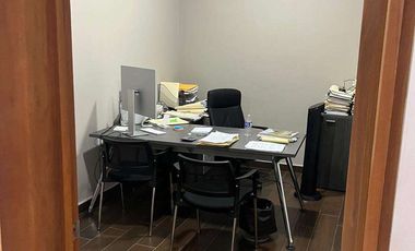 OFICINAS EJECUTIVAS EN ZONA CENTRO MODERNAS Y AMUEBLADAS CON ESTACIONAMIENTO