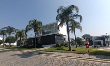 ESTRENA CASA CON RECÁMARA EN PLANTA BAJA EN PARQUE AGUASCALIENTES