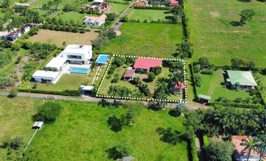 casa campestre en Caney alto en Resterpo-meta