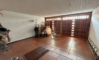 Casa en el barrio caudal