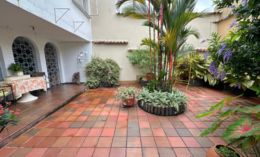 Casa en el barrio caudal