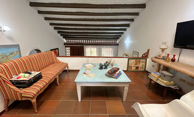 Casa en el barrio caudal