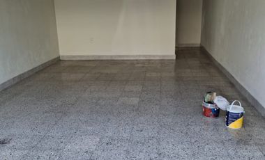 SE RENTA LOCAL COMERCIAL EN VIVEROS DE LA LOMA