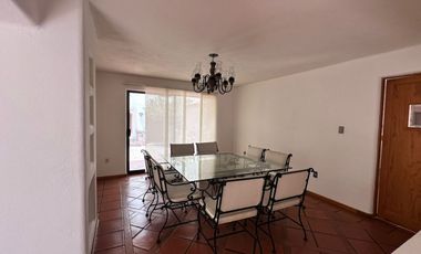 Casa en Venta en Lomas 4ta secc. Calle Iyali- cerca del Libanes