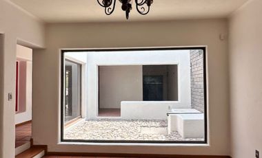 Casa en Venta en Lomas 4ta secc. Calle Iyali- cerca del Libanes