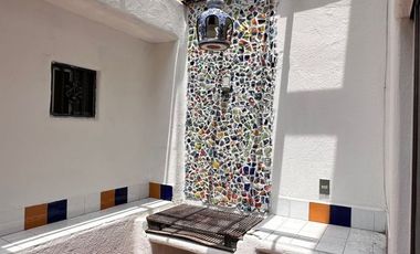 Casa en Venta en Lomas 4ta secc. Calle Iyali- cerca del Libanes