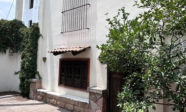 Casa en Venta en Lomas 4ta secc. Calle Iyali- cerca del Libanes
